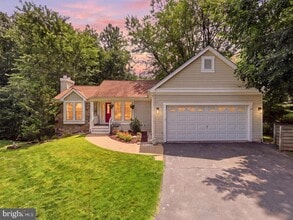 Building Photo - 10799 Adare Dr
