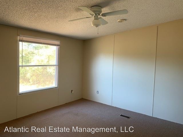 Building Photo - 3 br, 2 bath House - 3304 Alfreda Court