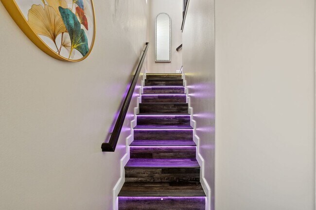 Foto del edificio - 14881 Newland St