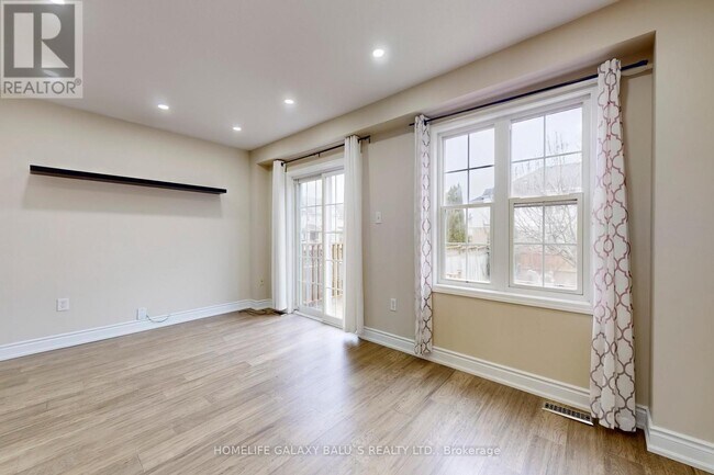 Building Photo - 47 Fawcett Ave