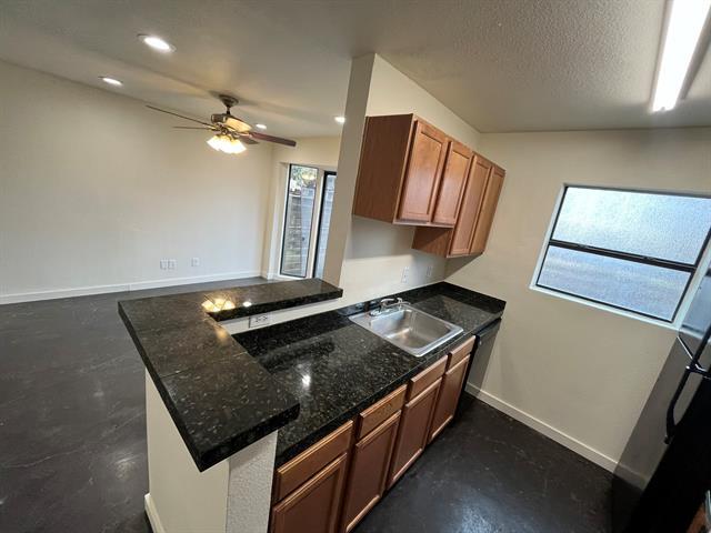 Building Photo - 4107 Avondale Ave