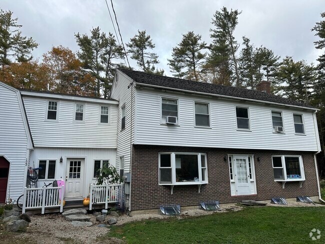 Building Photo - 123 Dover Rd