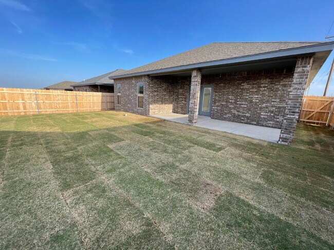 Foto del edificio - Recently Built 4/2/2 in Frenship ISD!