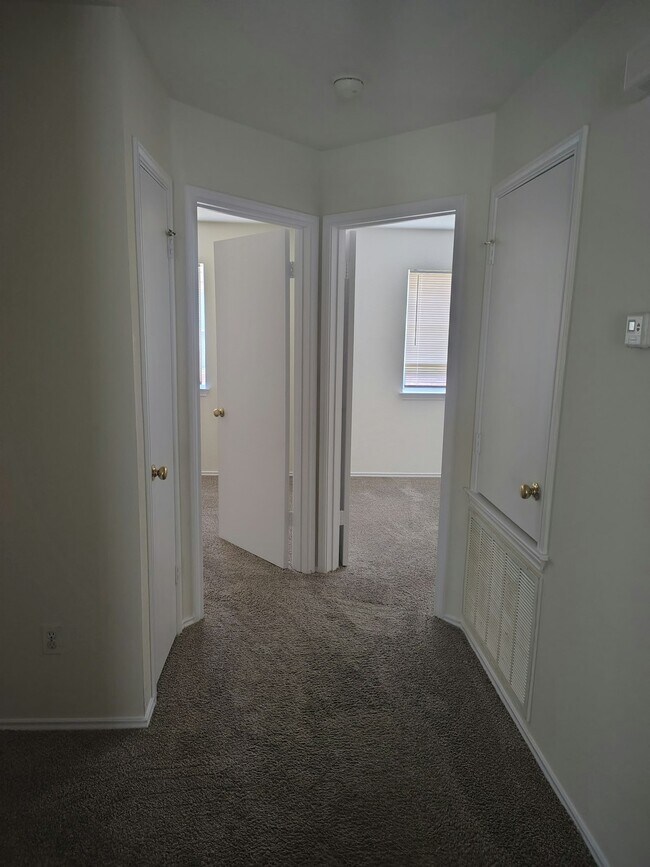 Photo - 382 Lake Washington Dr, Unit 1 House