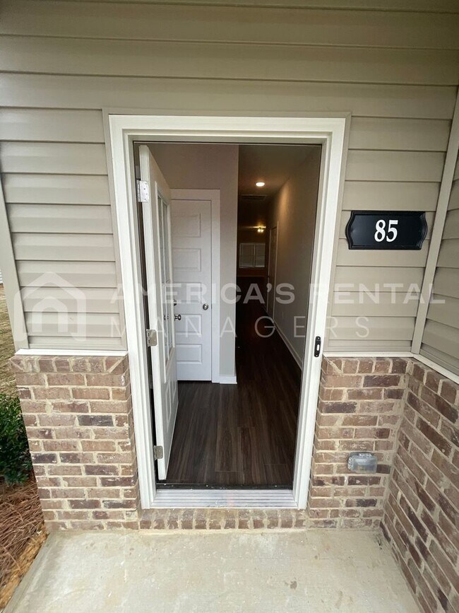 Foto del edificio - Home for Rent in Oak Grove, AL!!! Availabl...