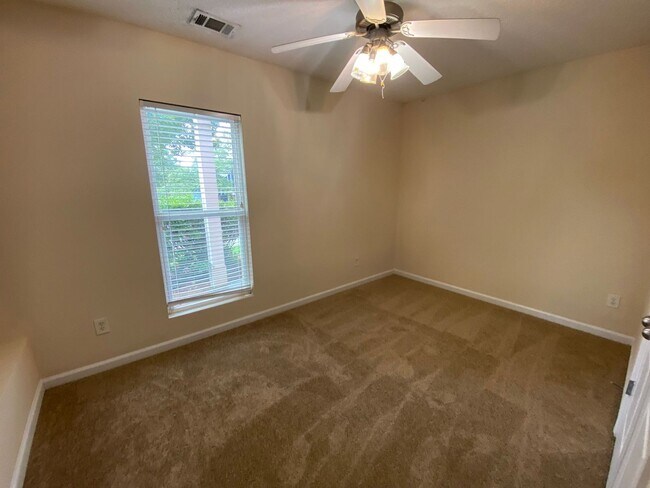 Foto del edificio - BRIDGEWATER HOME! PRE-LEASING FOR AUGUST 1ST, 2026!