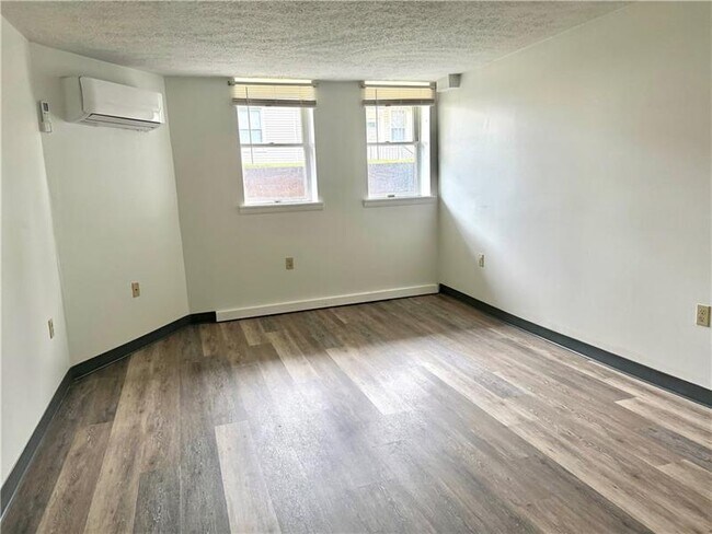 Foto del edificio - 802 12th St