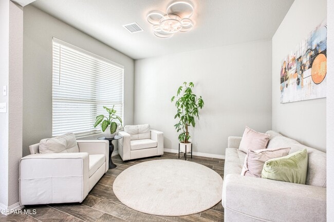 Building Photo - 1621 Sam Dominguez St