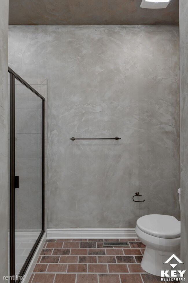 Foto del edificio - 2 br, 3.5 bath Townhome - 3308 Victor Pl