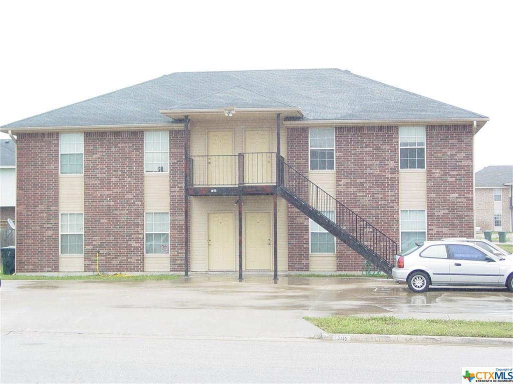 Building Photo - 1703 Spring Rose Cir