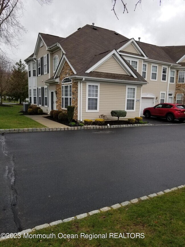 140 Shinnecock Dr, Manalapan Township, NJ 07726 Condo for Rent in