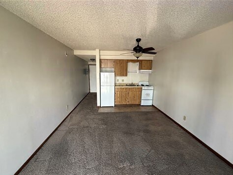 Foto del edificio - 522 S Clinton St