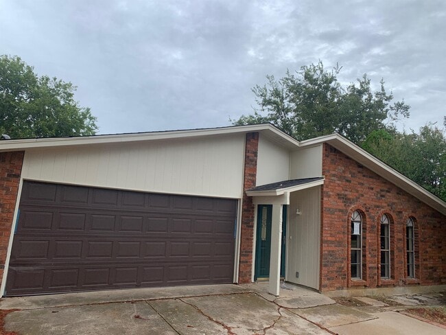 Photo - 1316 Royster Rd (Fort Worth, TX) House