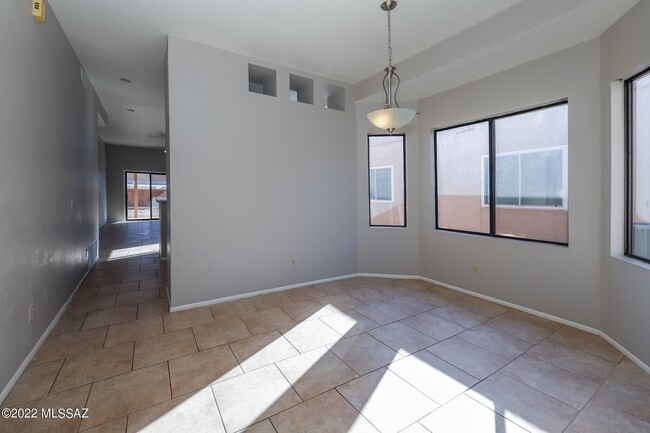 Building Photo - 7807 S Castle Bay St