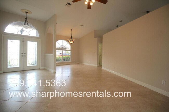 Foto del edificio - 1450 SE 12th Terrace