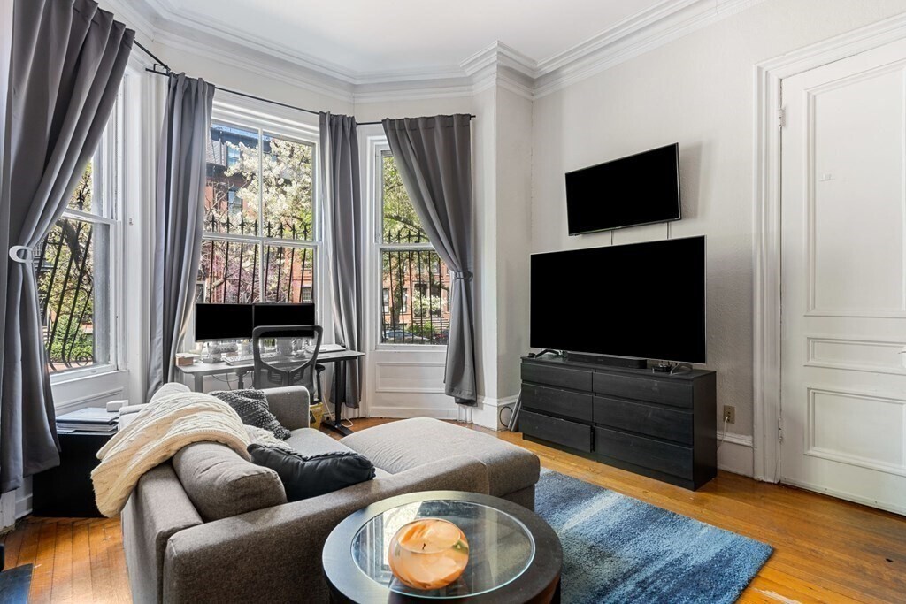 286 Marlborough St Unit 2, Boston, MA 02116 Condo for Rent in Boston