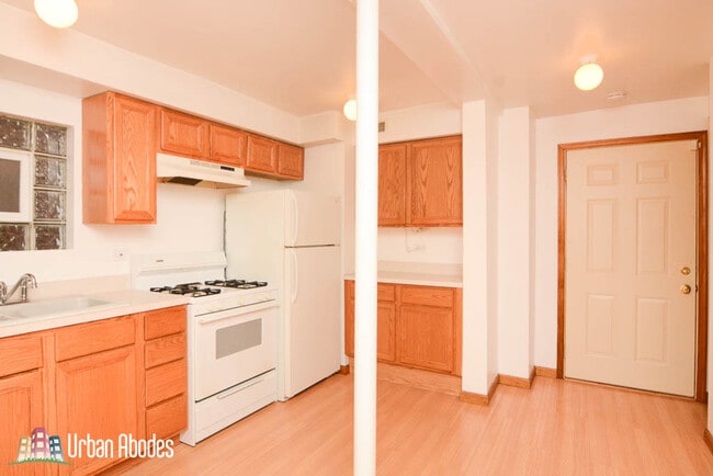 Foto del edificio - 2220 W Homer St