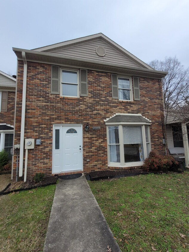 2158 Westbury Ct SW, Decatur, AL 35603 Townhome Rentals in Decatur AL