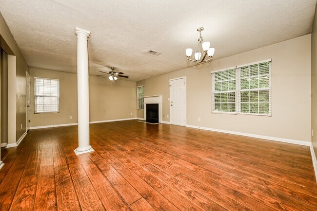 Building Photo - 1590 New Orleans Way