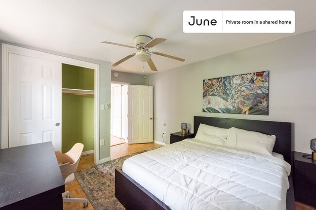 Building Photo - Room in Shared 3 bed/2 bath home