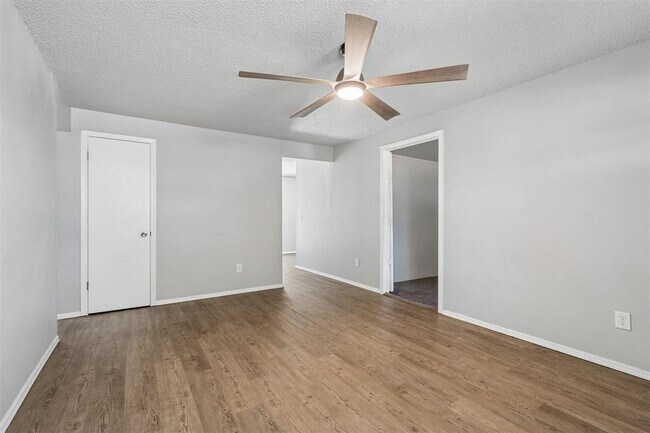 Foto del edificio - 4008 SE 46th St