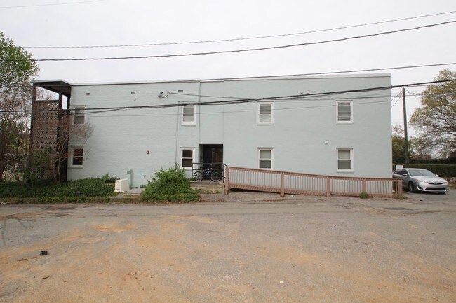 Foto del edificio - 1111 N Thompson St