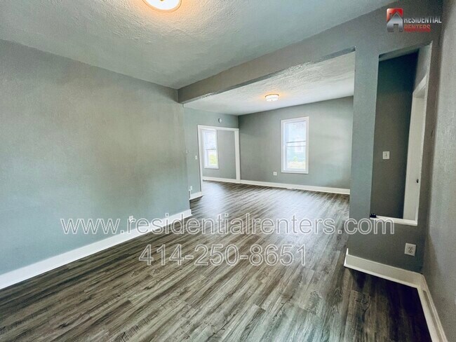 Foto del edificio - 812 E Burleigh St