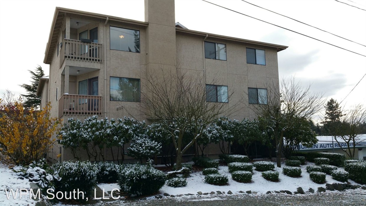 Foto principal - 611 SW 154th St