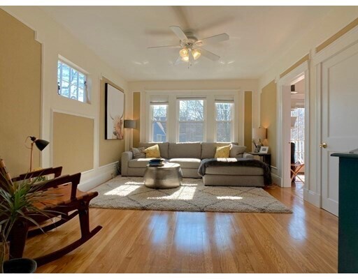 Foto del edificio - 45 Brington Rd