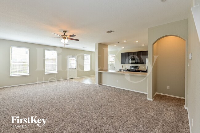Foto del edificio - 13258 Liliana Glen Ln