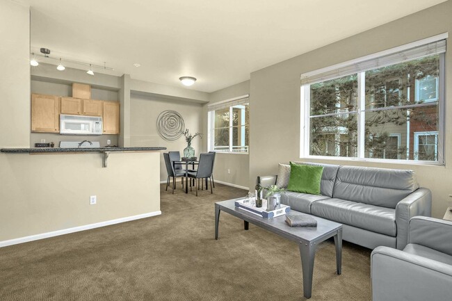 Building Photo - Charming 1 Bedroom Sammamish Condo