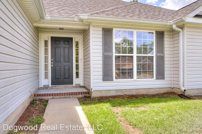 Building Photo - 3 br, 2 bath House - 813 Tyler Woods Dr