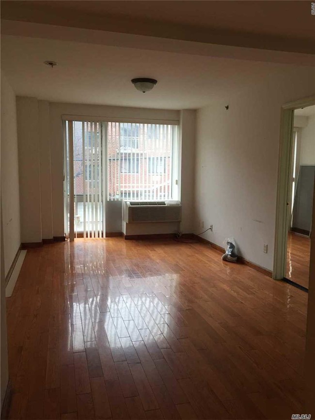 Building Photo - 139-30-139-34 34th Ave