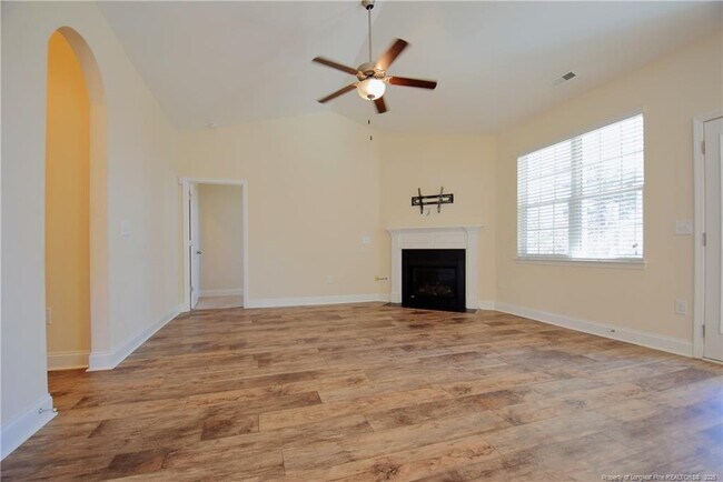 Foto del edificio - 154 Heatherwood Dr