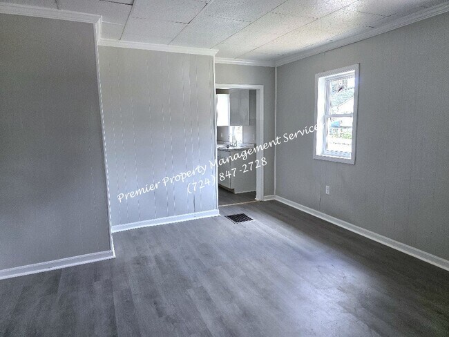 Foto del edificio - 1600 4th Ave