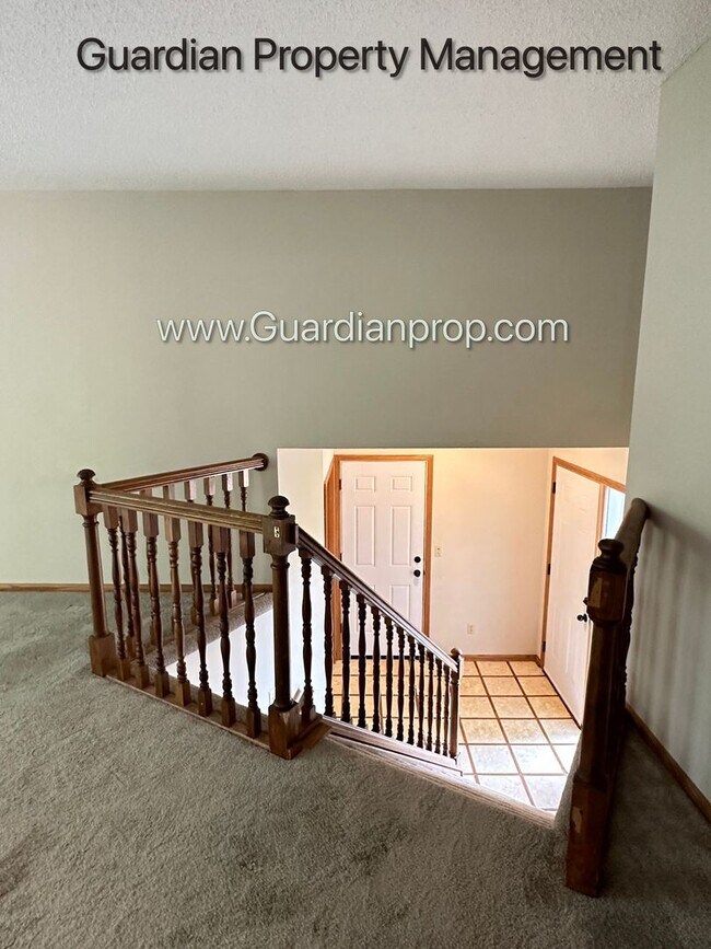 Foto del edificio - Savage Single Family Home, 2 Car Garage, F...