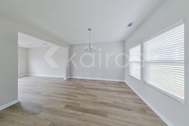 Building Photo - 137 Williams Ln