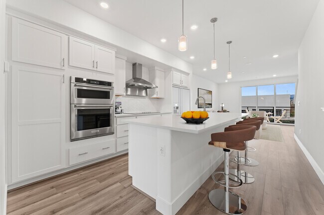 Foto del edificio - 1375 California Cir