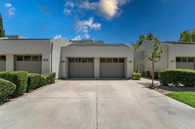 Foto del edificio - Furnished 2-Bed, 2-Bath Condo in Gainey Ranch