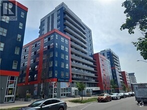 Building Photo - 258B Sunview St