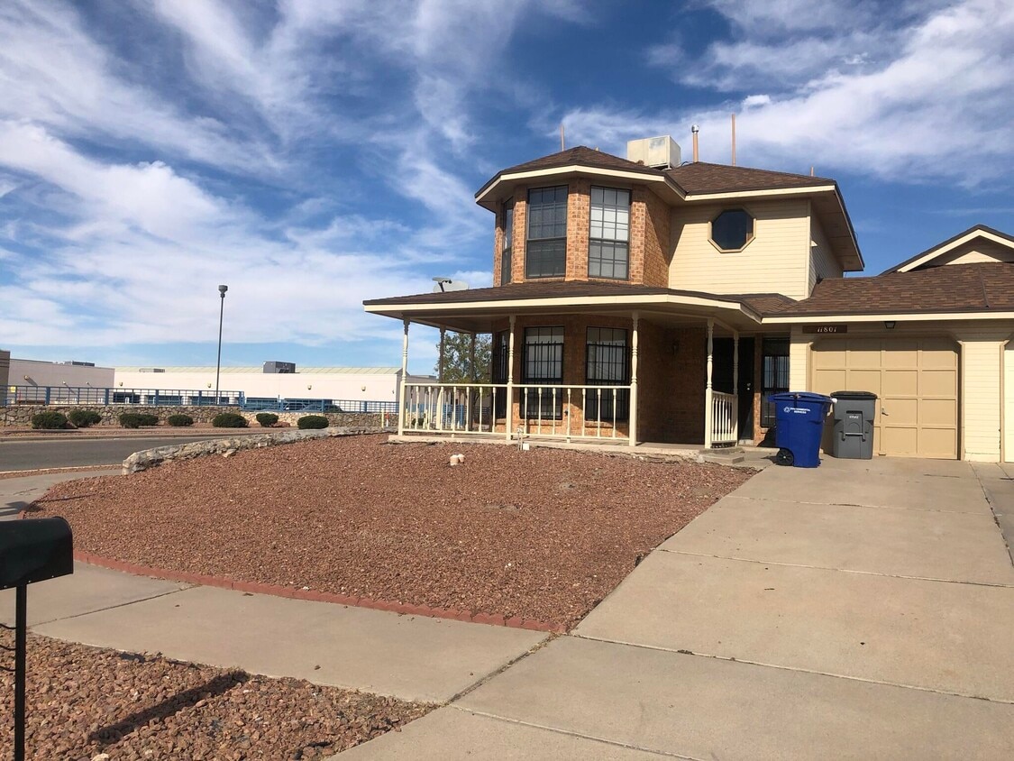 11801 Taffy Bagley Dr, El Paso, TX 79936 House Rental in El Paso, TX
