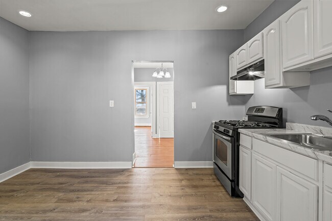 Foto del edificio - 61 Brenner St