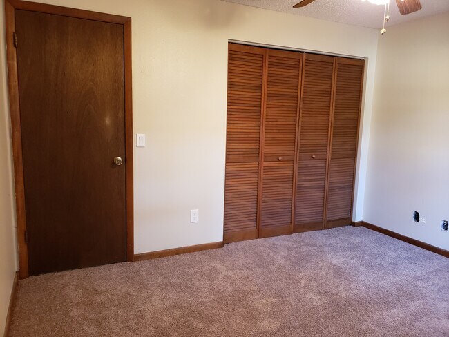 Dormitorio 2 - 1321 SE 3rd St