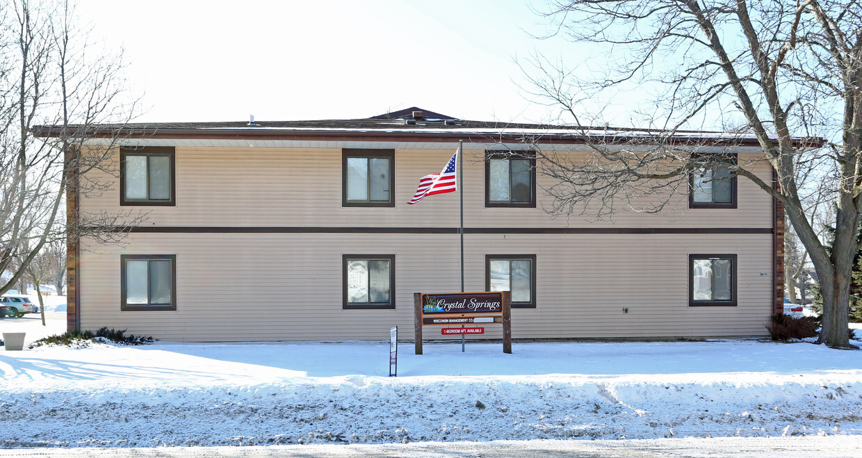 Foto del edificio - Crystal Springs Apartments