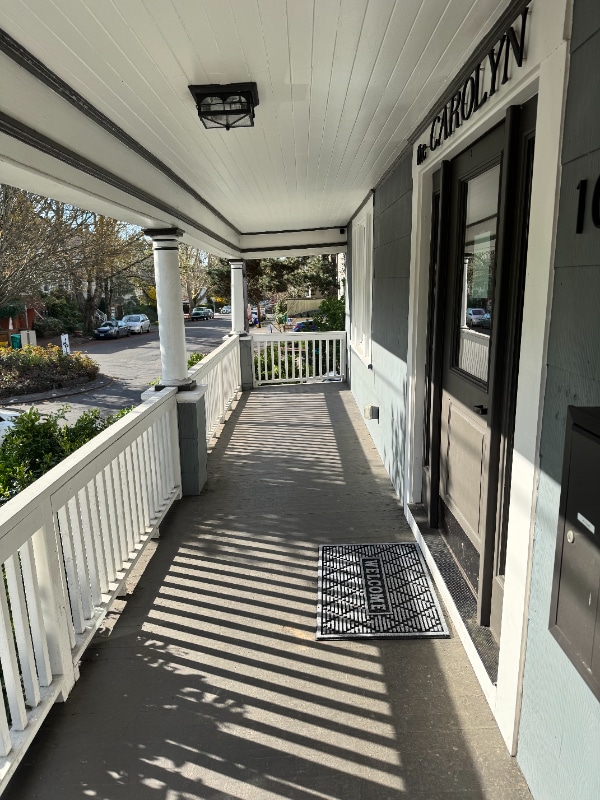 Photo - 1035 SE 14th Ave Apartment