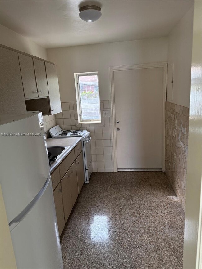 Foto del edificio - 301 SW 9th St