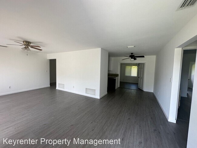 Foto del edificio - 3 br, 2 bath House - 4915 Vincennes Street