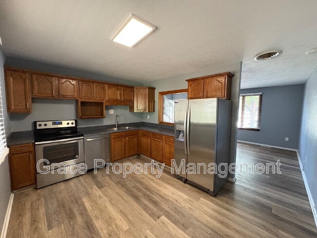 Building Photo - 11934 W 71st Pl