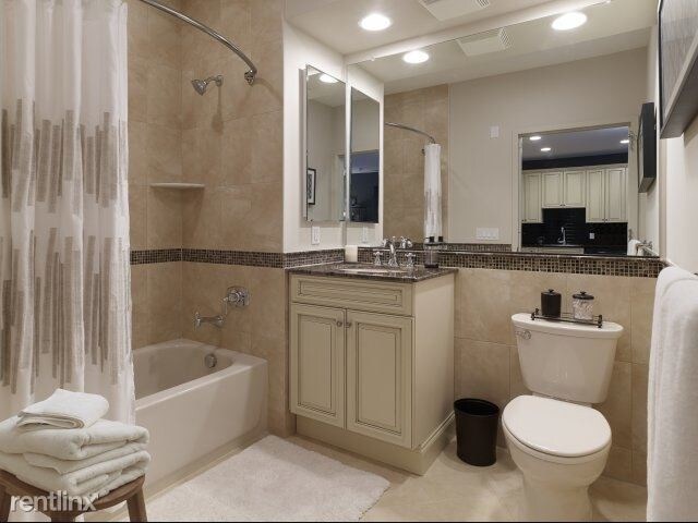 Building Photo - 2 br, 2 bath Apartment - 526 Old River Rd