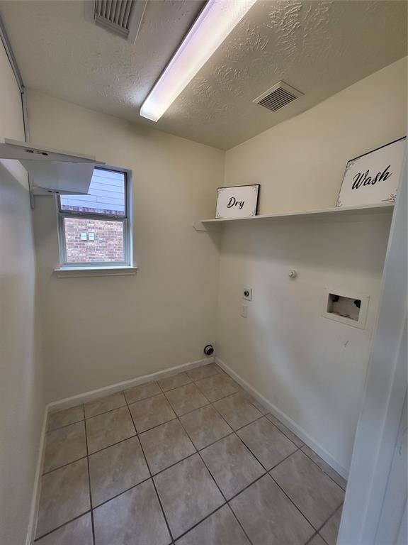 Foto del edificio - 18135 Brightwood Park Ln